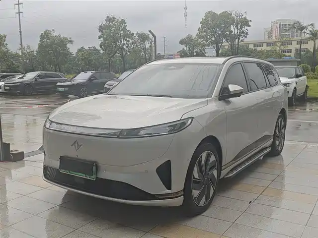 Dongfeng Yipai eπ008 2026