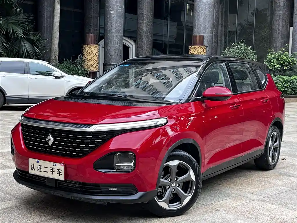 Baojun RM-5 2019 1.5T CVT 24-hour Online Premium 6-seater