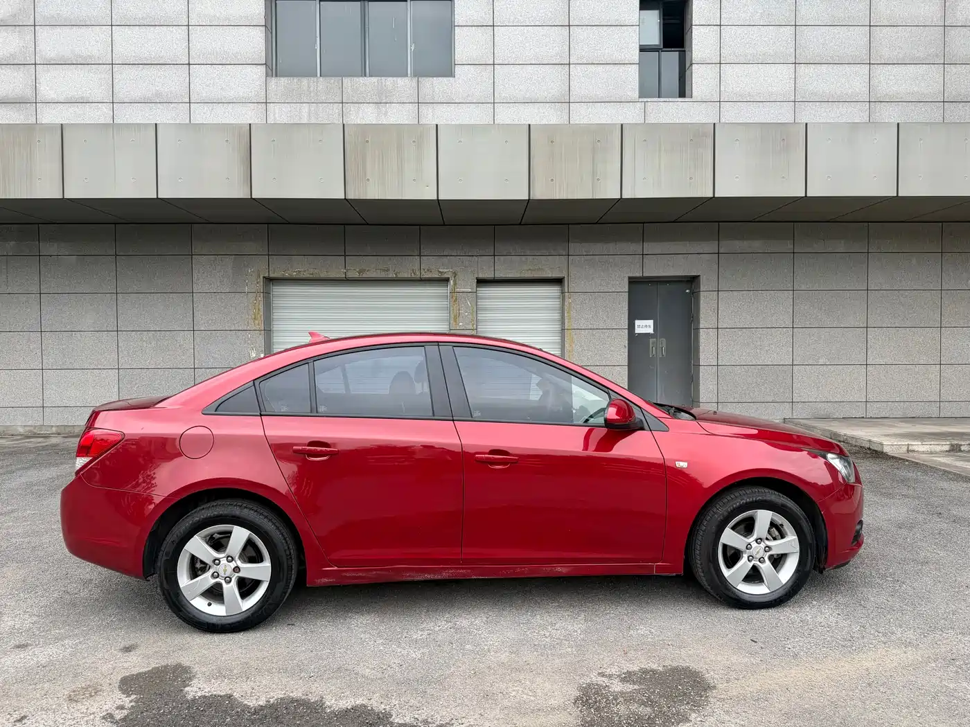 Chevrolet Cruze 2013 Model 1.8L SE AT фото 25