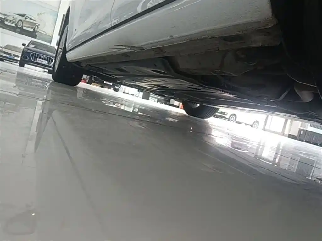 Volkswagen Golf 2018 230TSI Automatic Comfort фото 22