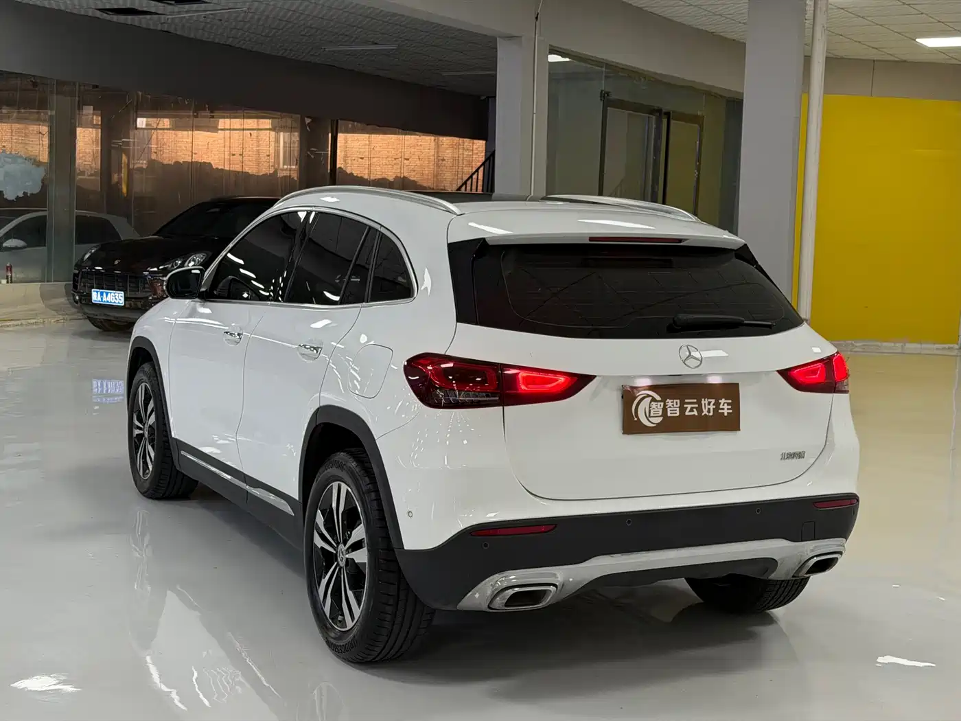 Mercedes-Benz GLA 2023 2022 GLA 220