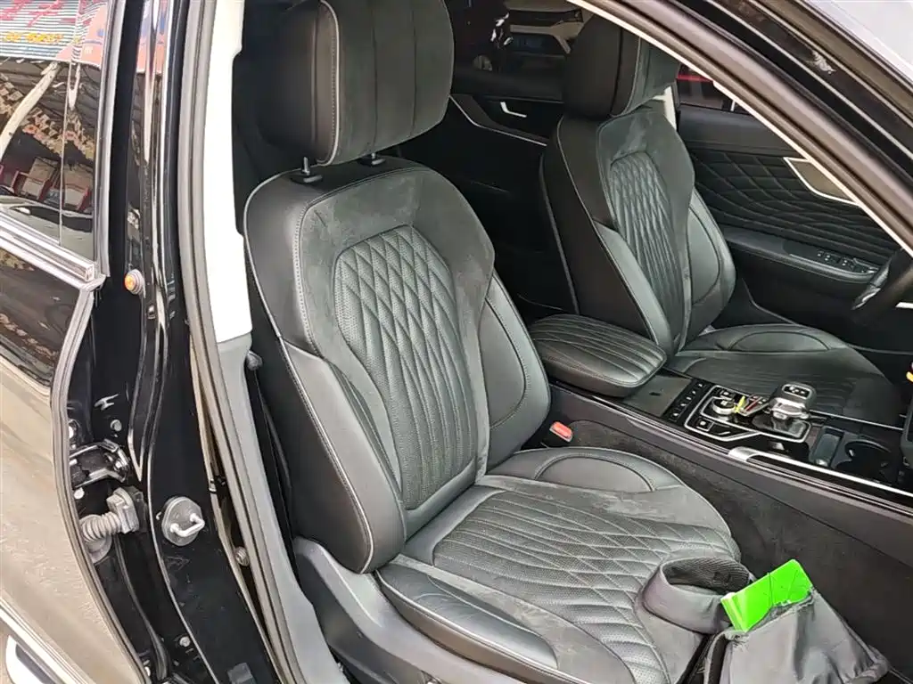 Hongqi HS5 2022 Facelift 2.0T Smart Flag Enjoyment AWD Edition фото 25