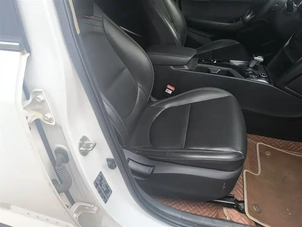 Hyundai Beijing Hyundai ix35 2021 2.0L Automatic 2WD GLS Leading Edition фото 25