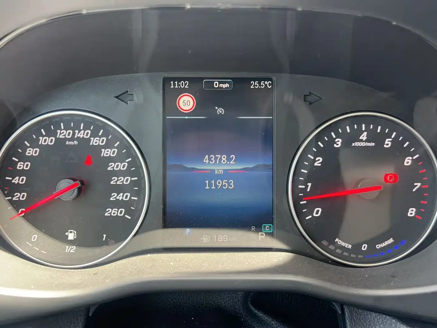 Mercedes-Benz Vito 2024 2.0T Business 7-Seater фото 10