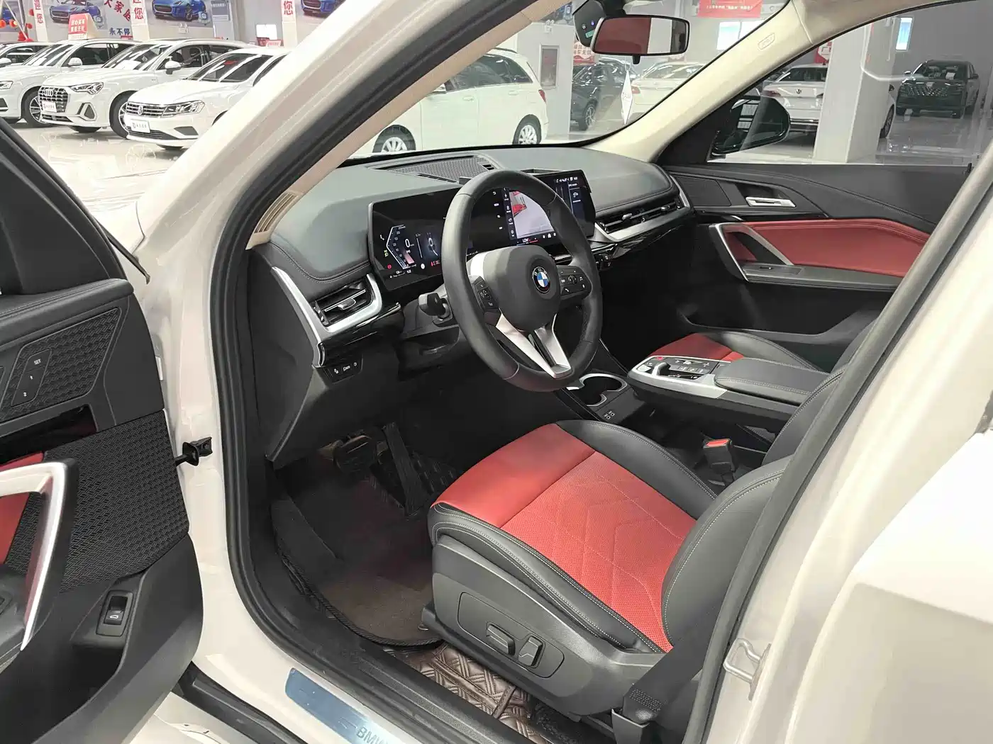 BMW X1 2023 sDrive20Li X Design Package фото 7