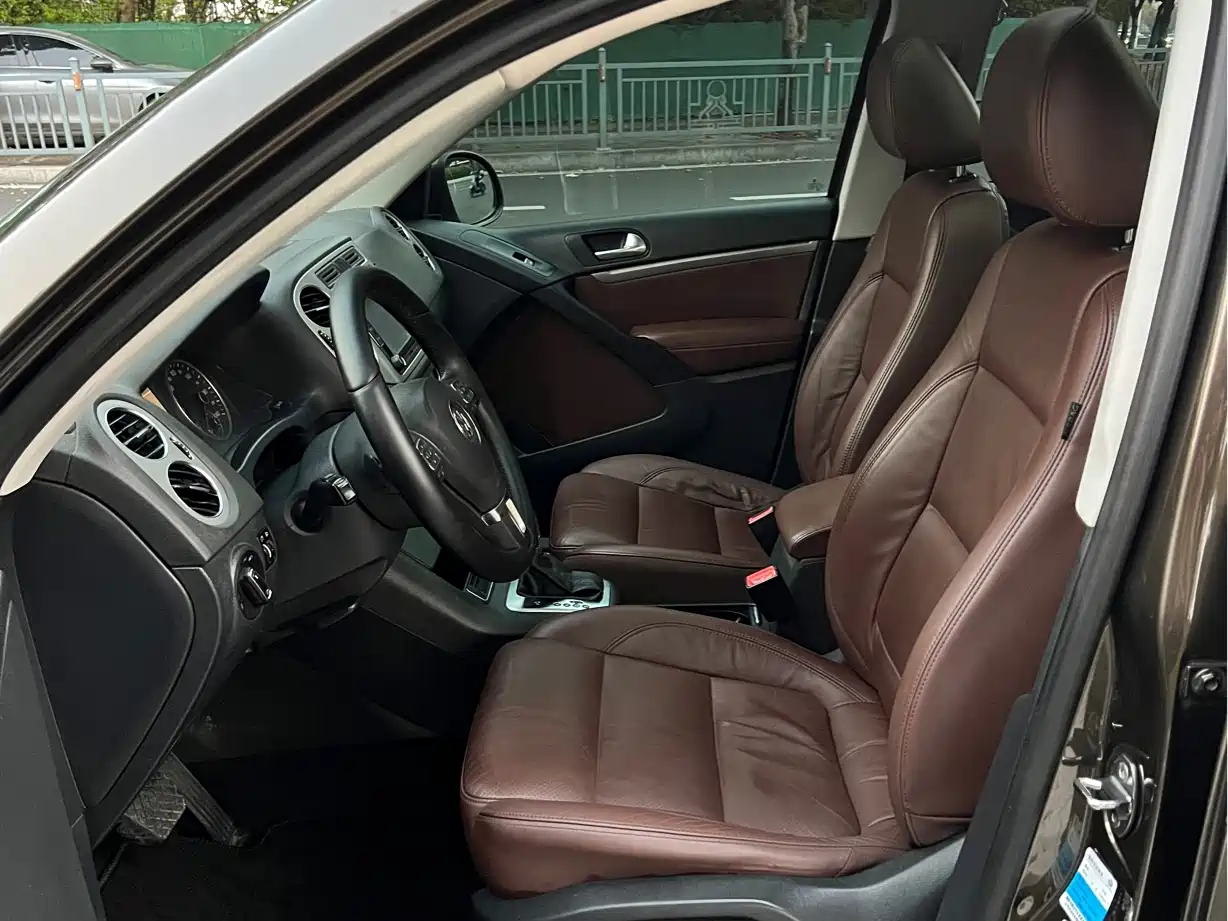 Volkswagen Tiguan 2013 1.8TSI Automatic 2WD Luxury Model фото 4