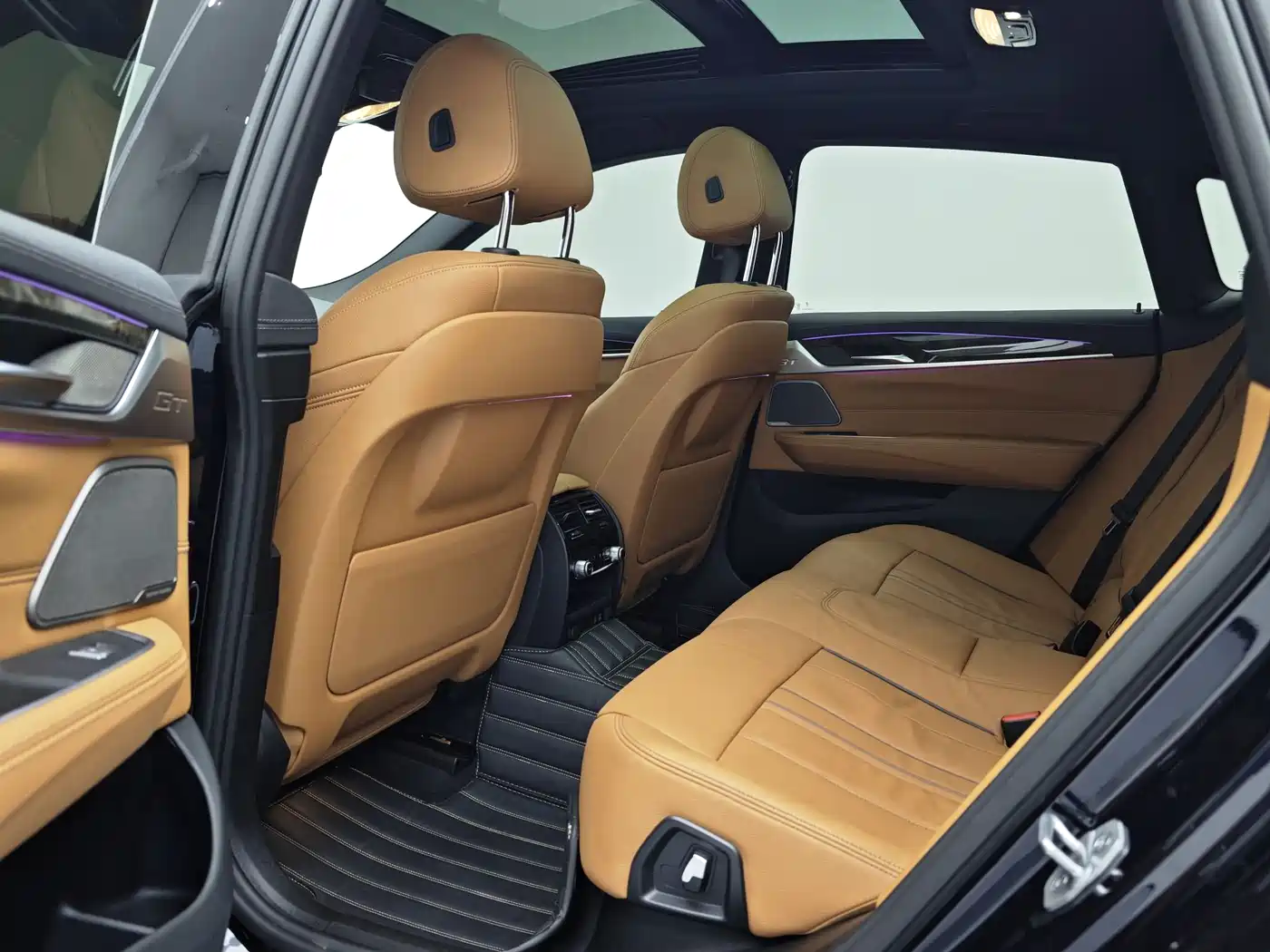 BMW 6 Series GT 2022 Model 630i M Sport Package фото 14