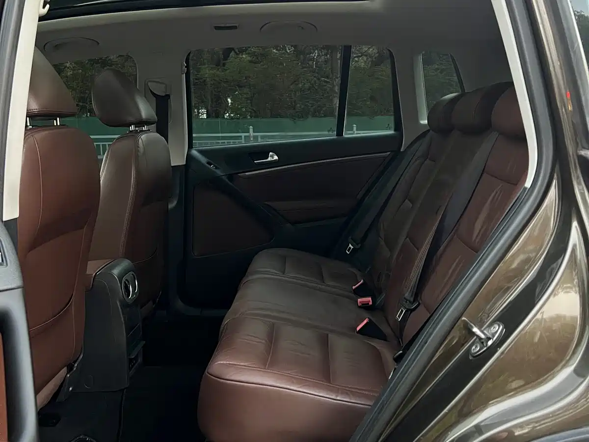 Volkswagen Tiguan 2013 1.8TSI Automatic 2WD Luxury Model фото 5