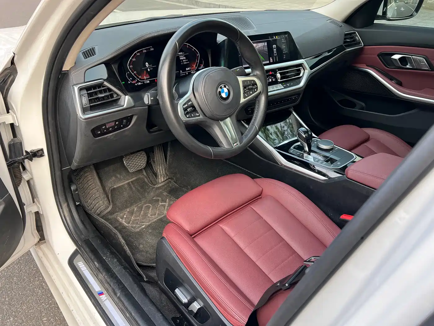 BMW 3 Series 2021 320Li M Sport Package фото 6