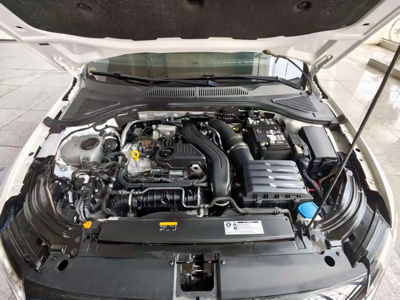 Volkswagen Lavida 2024 Model 300TSI DSG Starlight Leading Edition фото 25