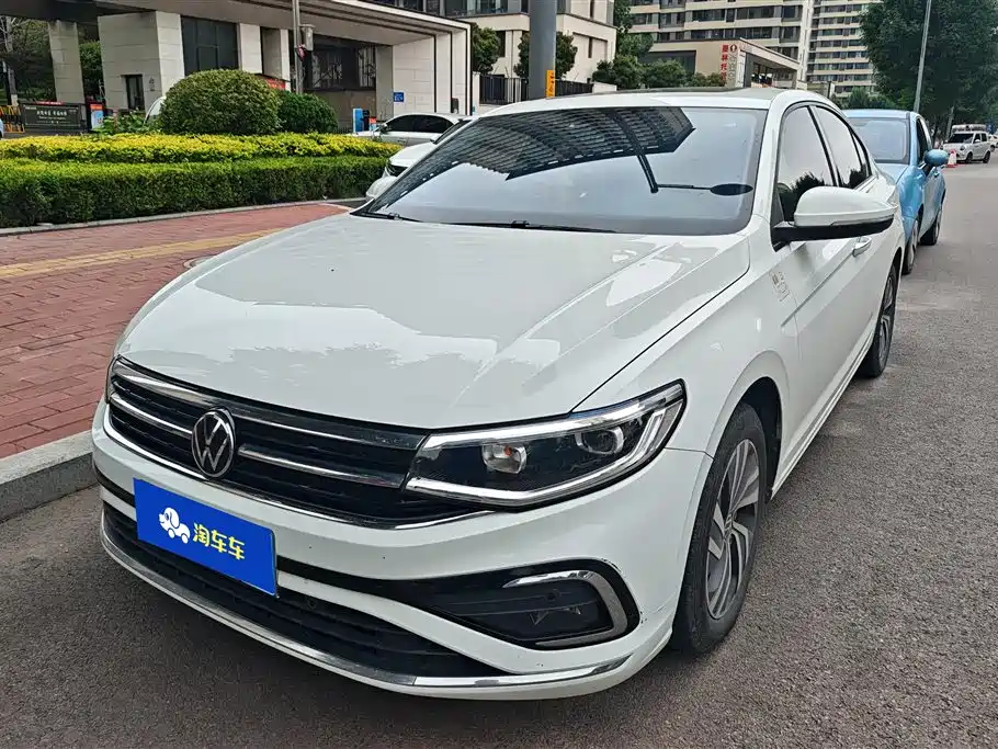 Volkswagen Bora 2023 200TSI DSG Smart Edition
