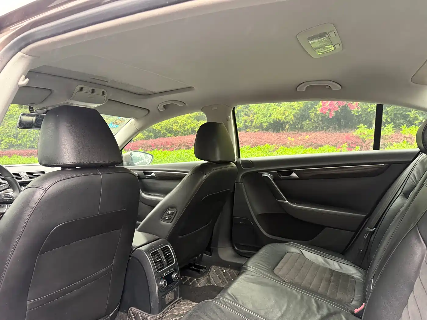 Volkswagen Magotan 2013 2.0TSI Premium фото 14
