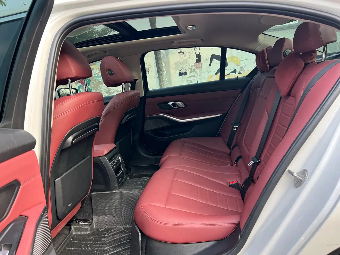BMW 3 Series 2021 320Li M Sport Package фото 8