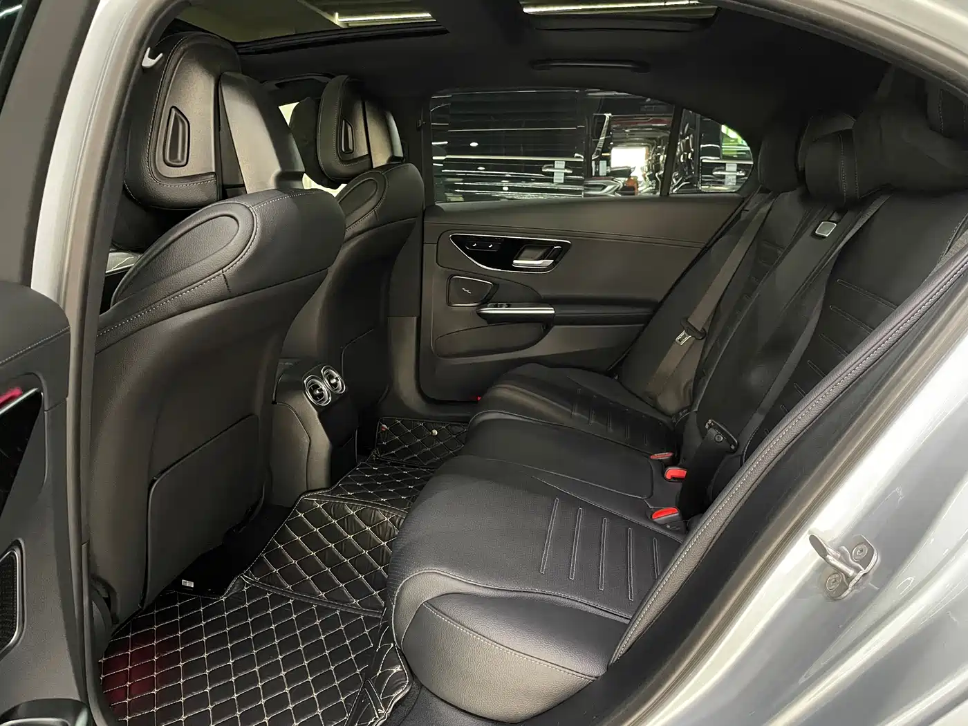 Mercedes-Benz C-Class 2024 C 260 L фото 15