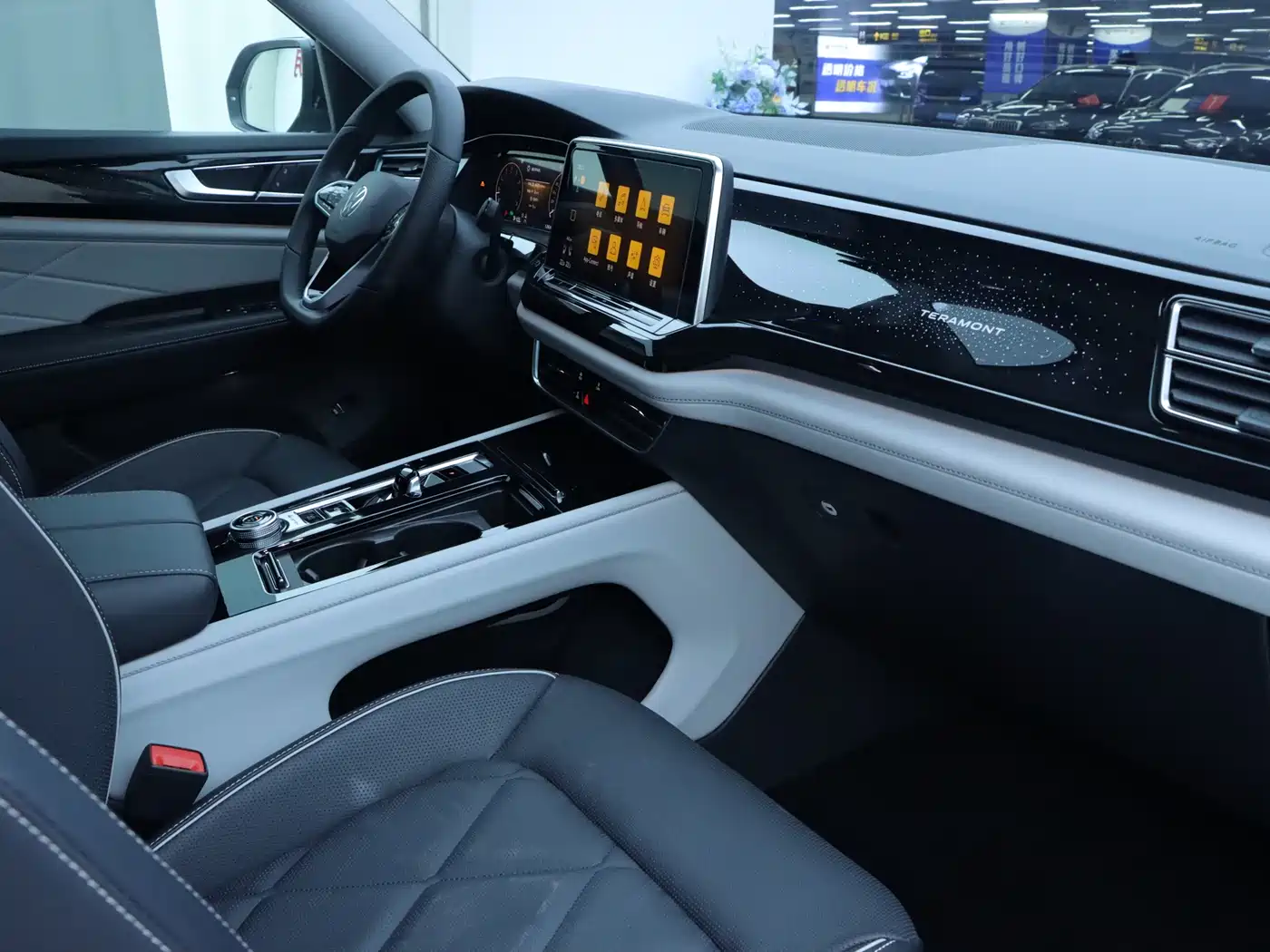 VOLKSWAGEN TOURANG