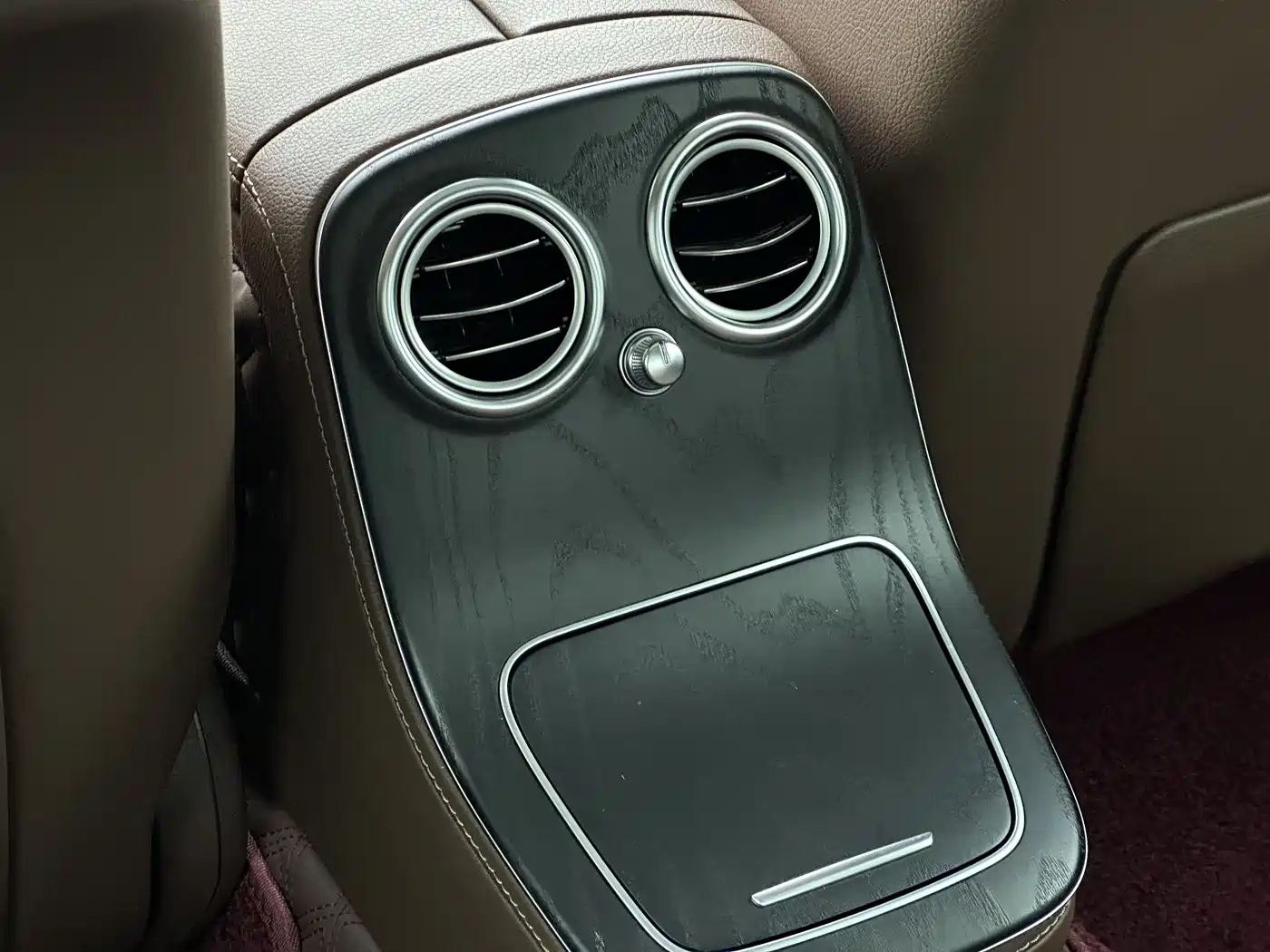 Mercedes-Benz E-Class 2023 E 300 L Sport Fashion фото 18