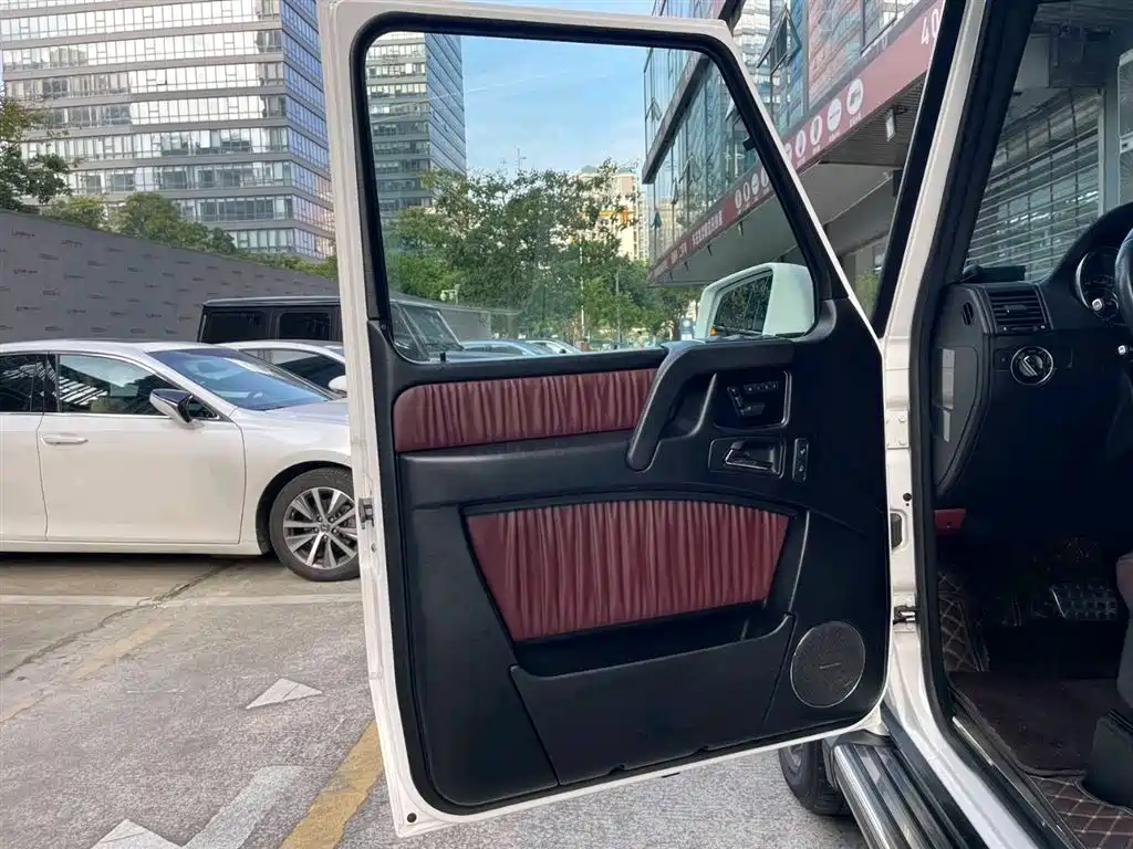 Mercedes-Benz G-Class AMG 2016 AMG G 63 фото 19