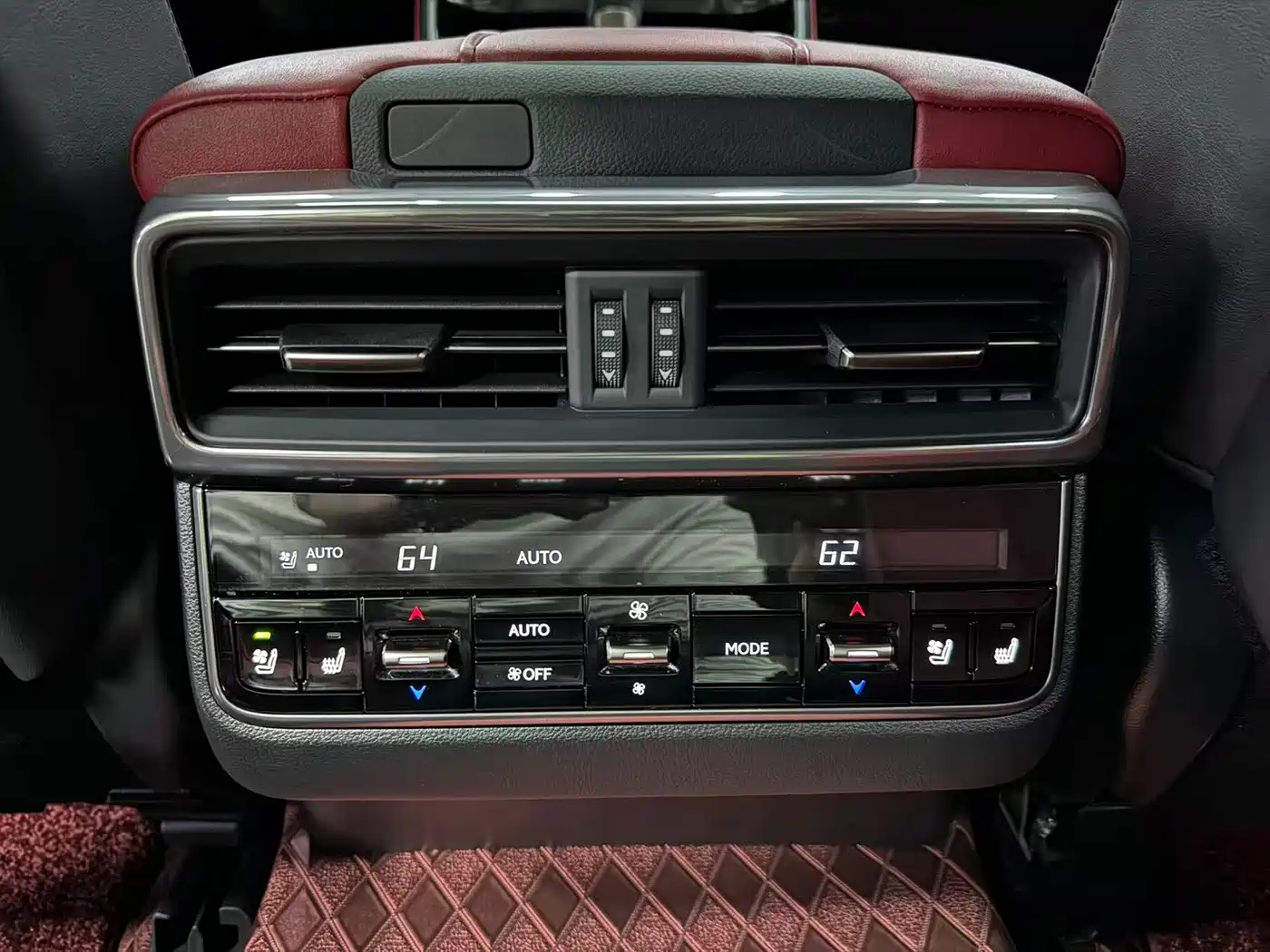 Lexus LX 2025 2025 700h VIP World Edition