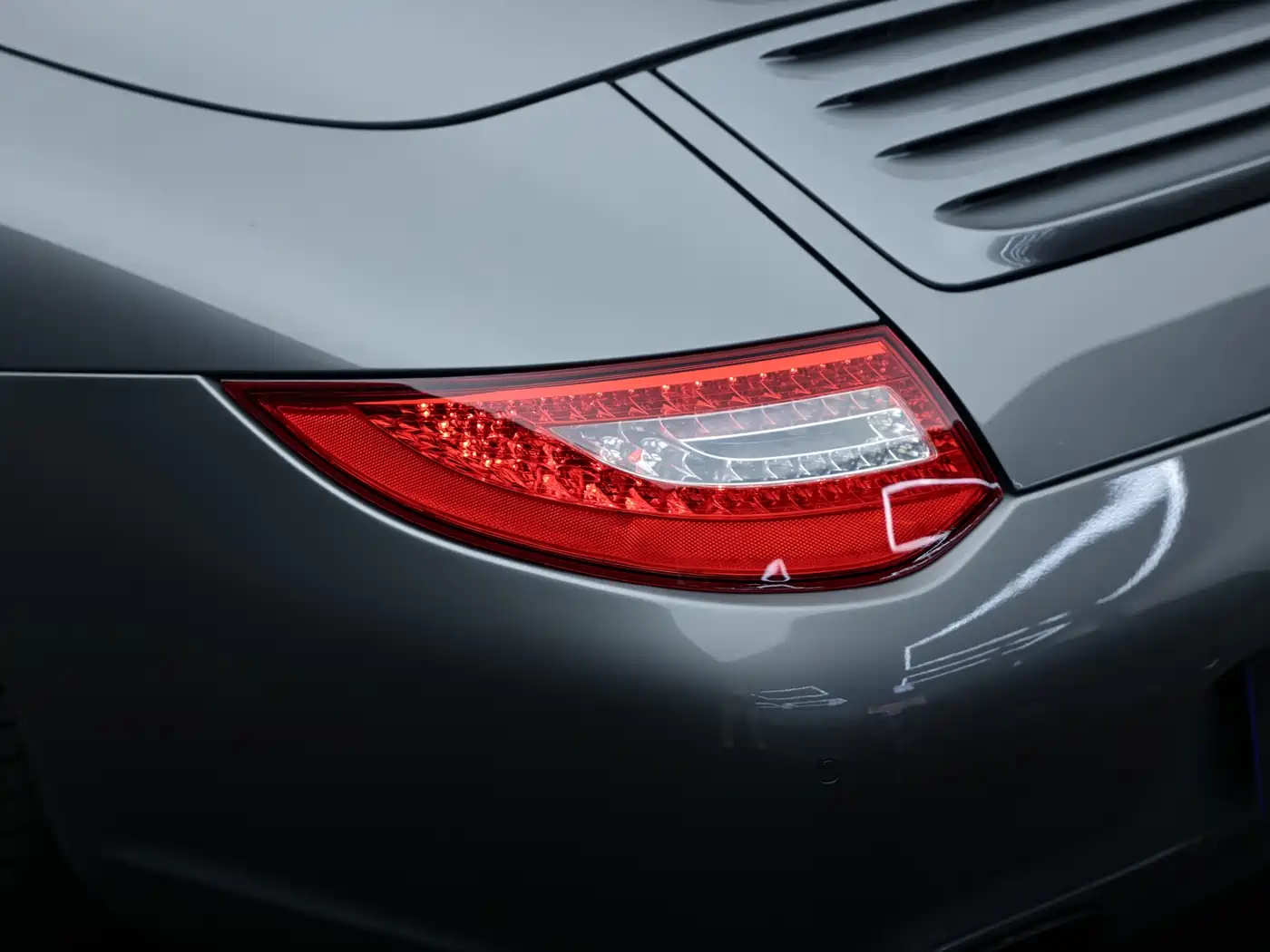 Porsche 911 2010 Carrera S Cabriolet 3.8L фото 21