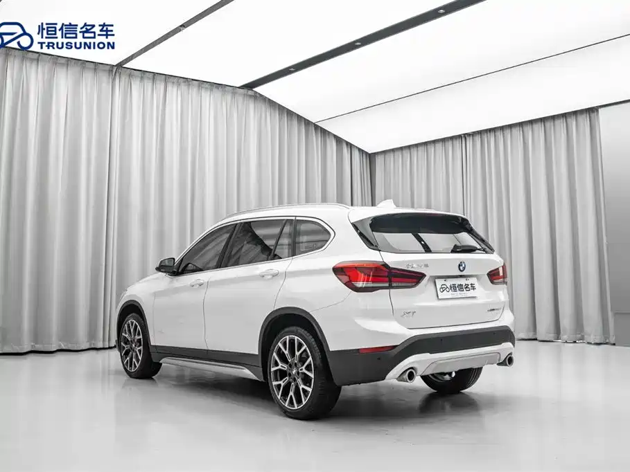 BMW X1 2021 xDrive25Li Exclusive фото 7