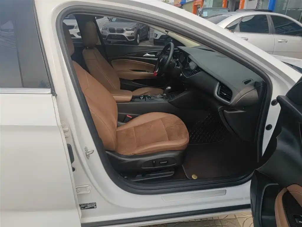Buick Regal 2019 20T Elite China VI фото 25