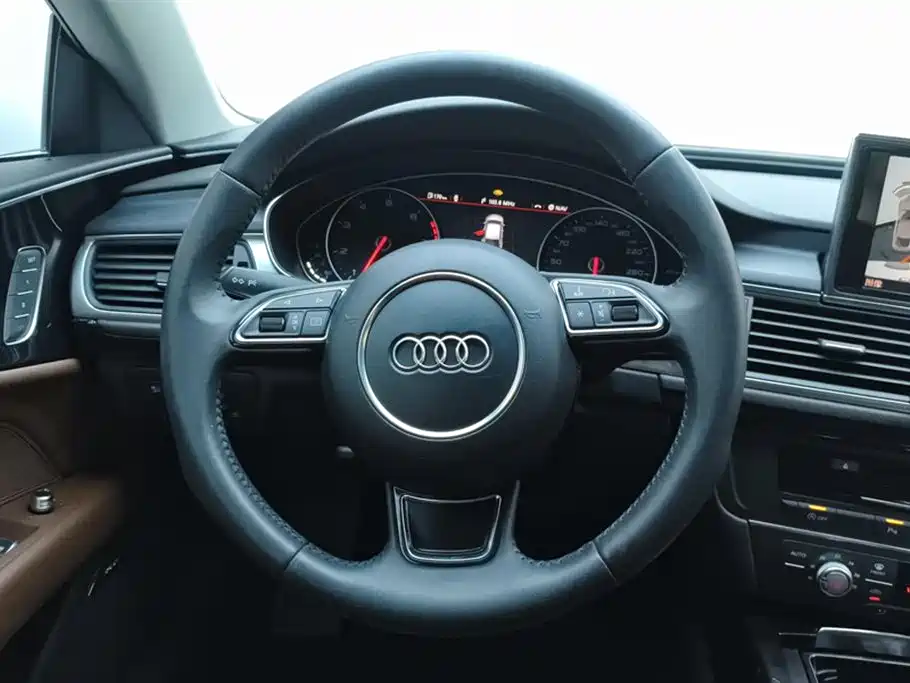 Audi A7 2013 50 TFSI quattro Comfort фото 15