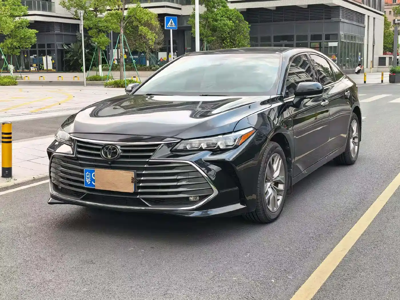 Toyota Avalon 2019 2.0L Luxury Edition (China VI)