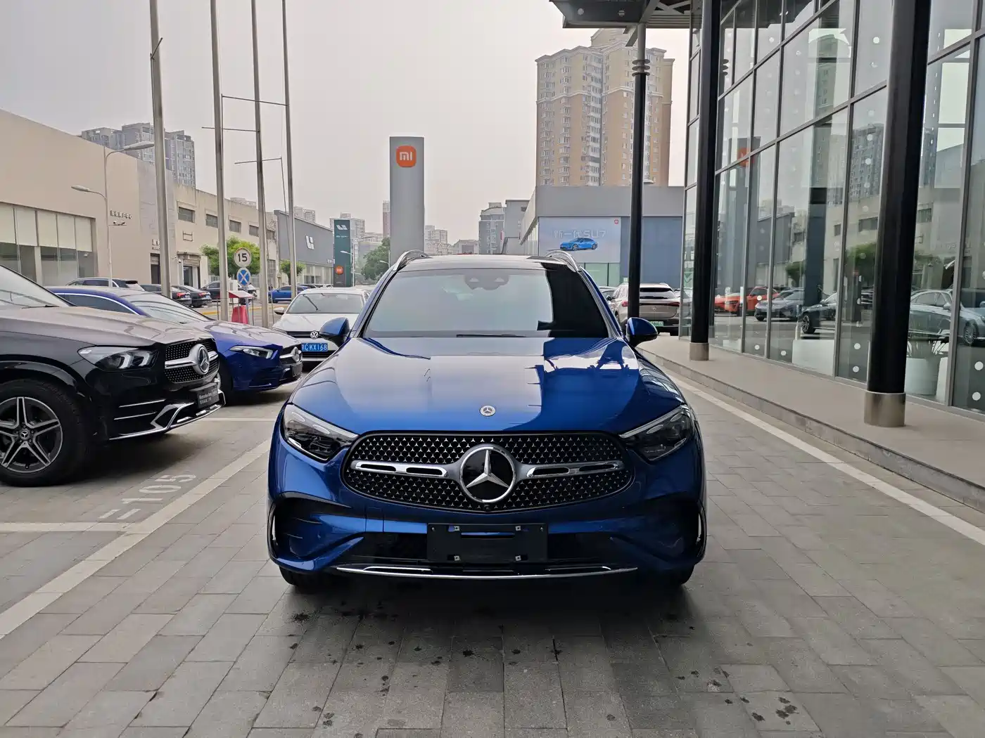 Mercedes-Benz GLC 2023 GLC 300 L 4MATIC Luxury 7-Seater фото 2