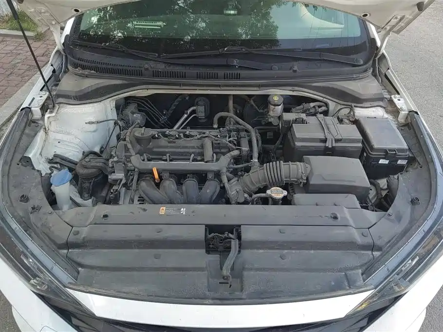 Hyundai Verna 2020 1.4L Manual GLS Cool Edition фото 10