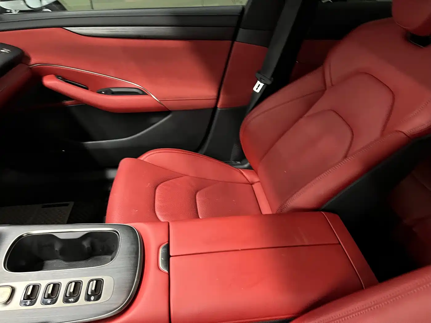Xiaomi Auto Xiaomi SU7 2024 AWD Extended Range Advanced Smart Driving Max Edition фото 11