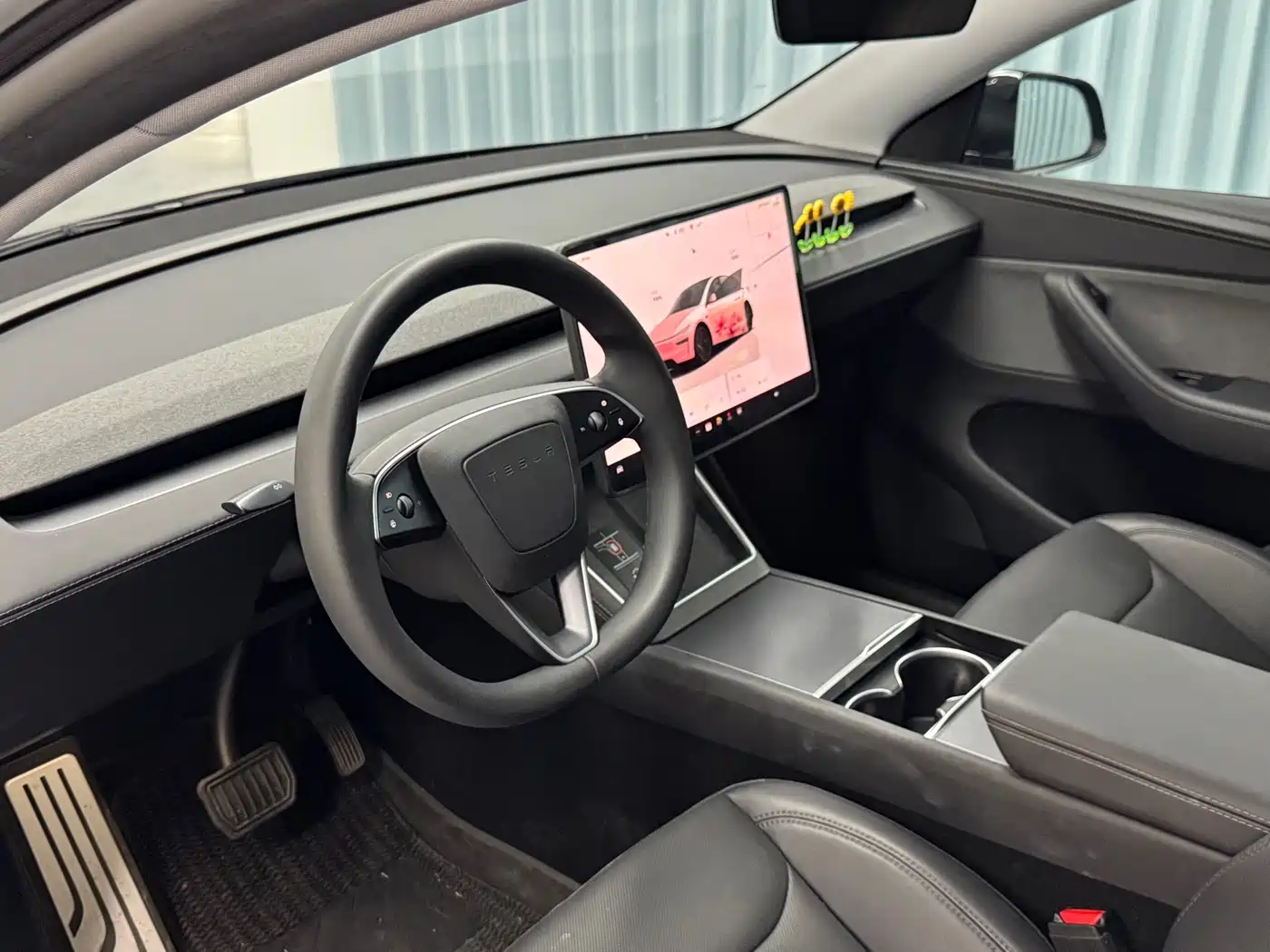 Tesla Model Y 2026 2025 Rear-Wheel Drive