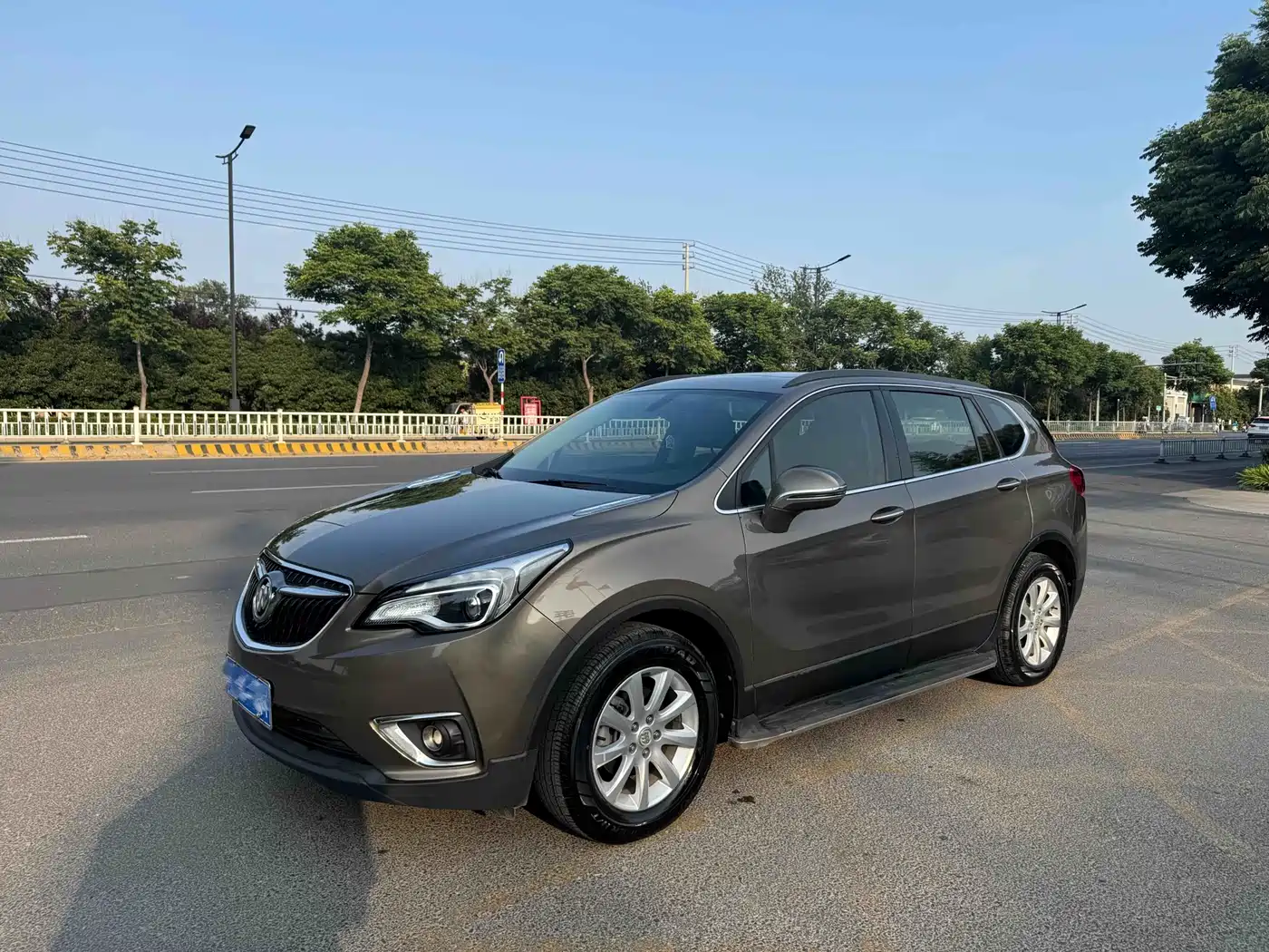 Фото 1 - Buick Envision Plus