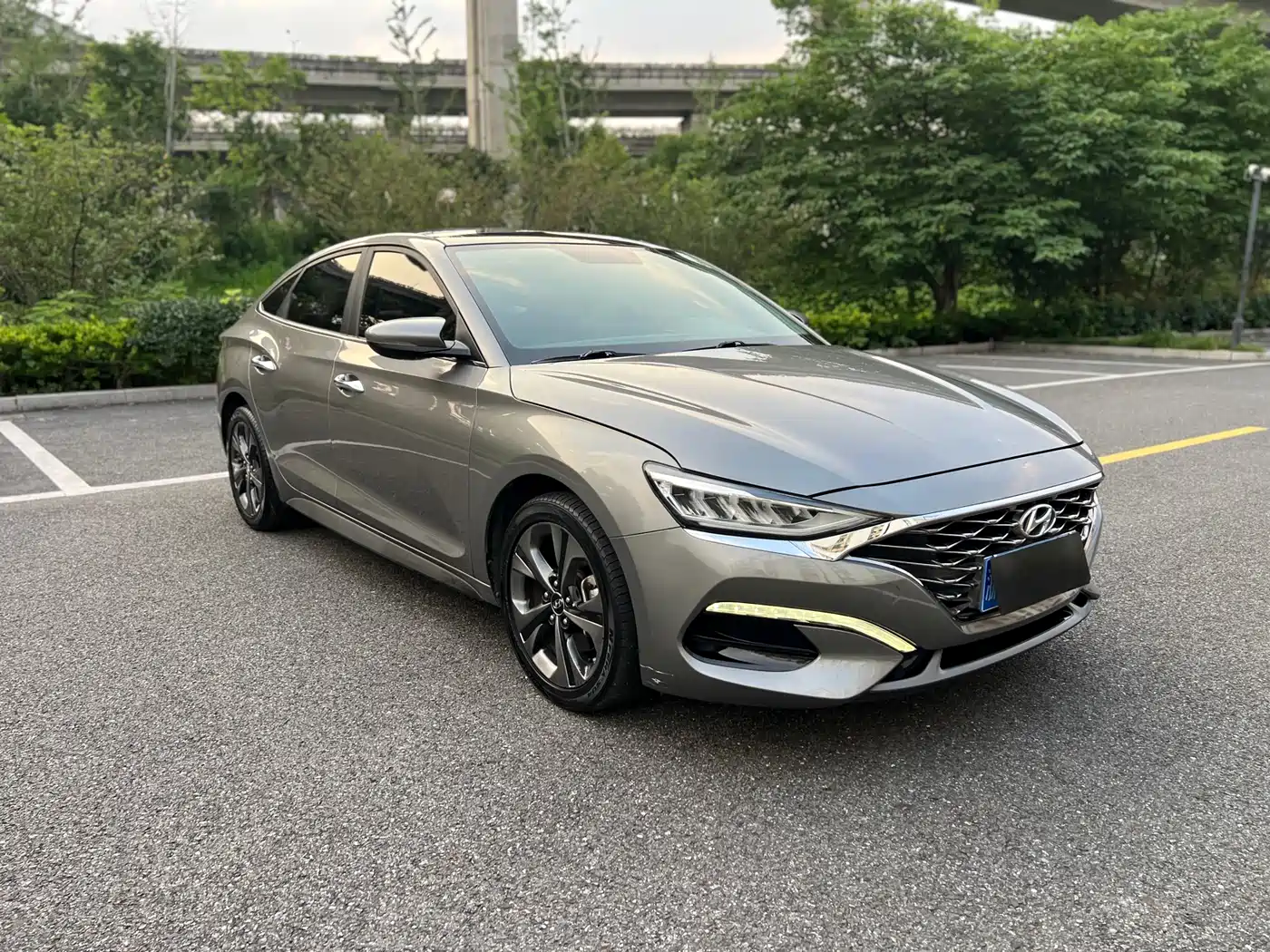 Hyundai Fista 2019 280TGDi Sport Edition China VI фото 3