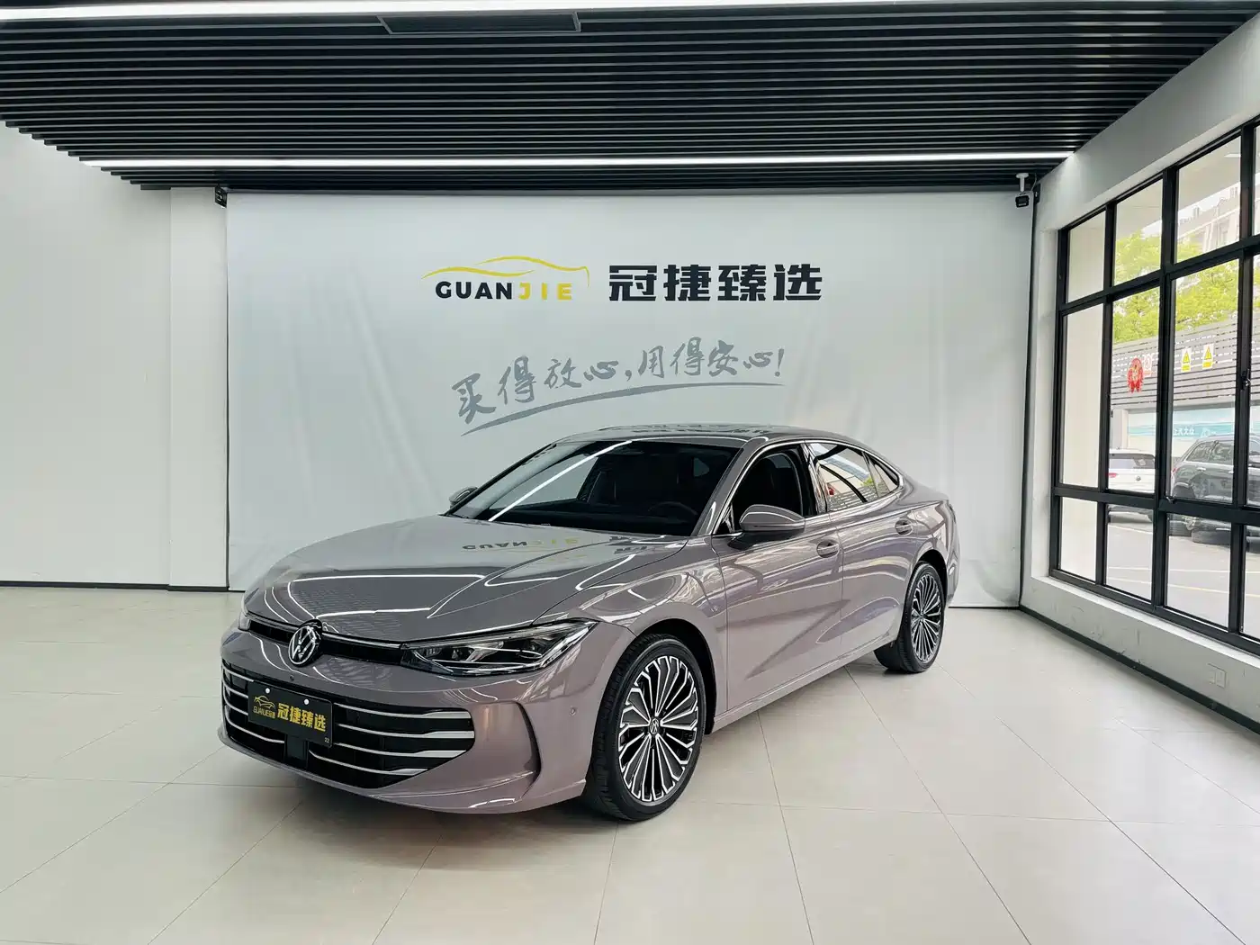 Volkswagen Passat 2025 Pro 380TSI Dragon Prestige Edition