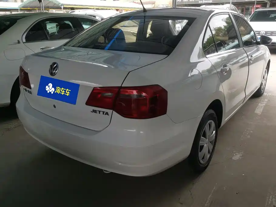Volkswagen Jetta 2015 Value Edition 1.6L Manual Fashion фото 3