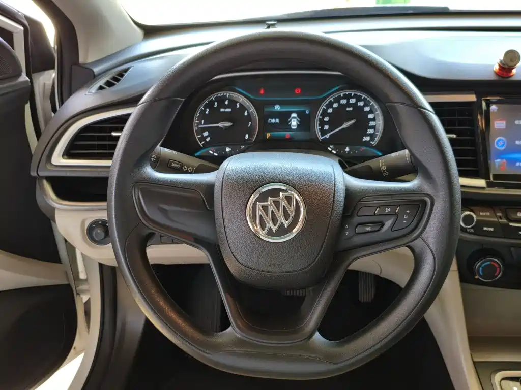 Фото 11 - Buick Excelle