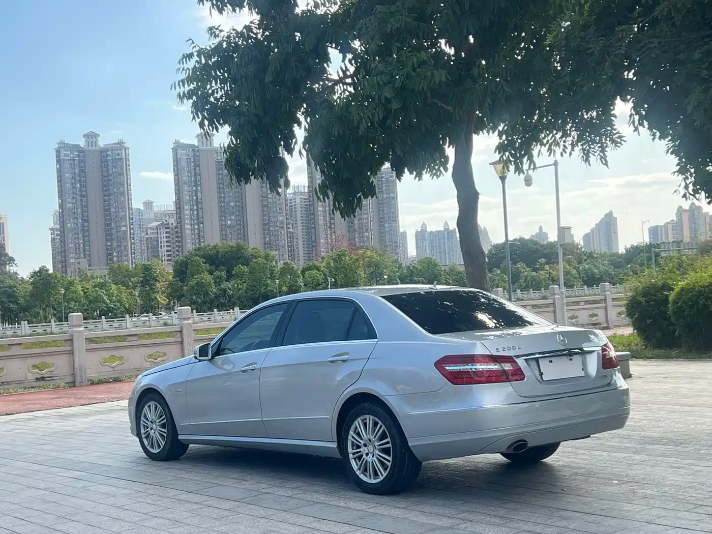 Mercedes-Benz E-Class 2011 E 200 L CGI Elegance фото 7