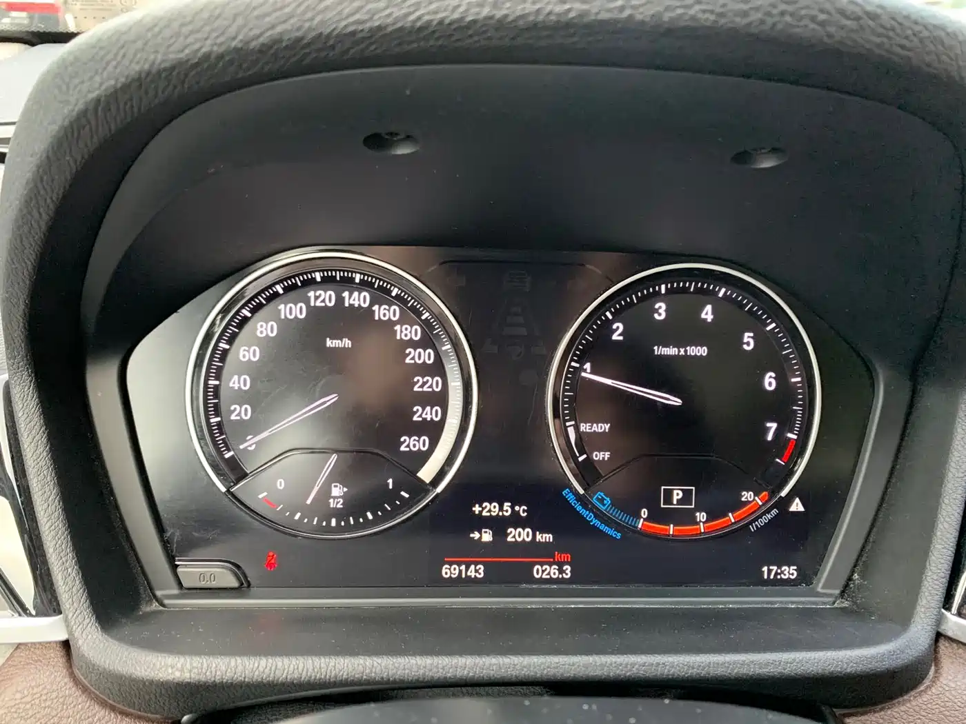 BMW X1 2022 sDrive20Li Premium фото 15