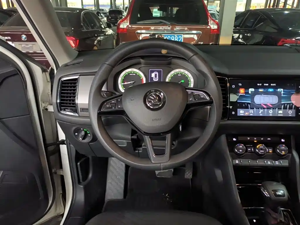 Škoda Kodiaq 2018 Facelift TSI330 5-seat 2WD Comfort Edition фото 11