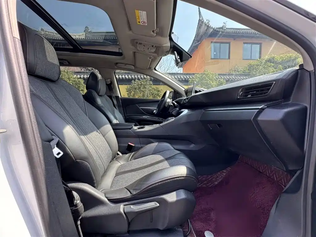 Peugeot 5008 2019 380THP 5-seat Elite Edition фото 21