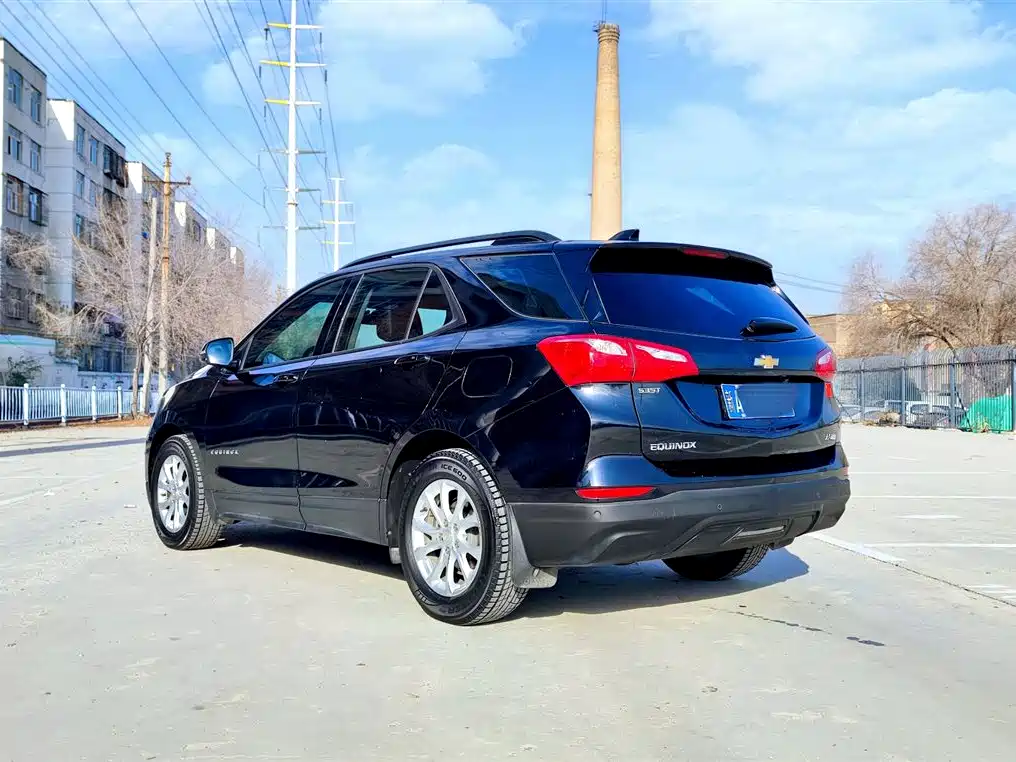 Chevrolet Equinox 2019 535T Auto Galloping Edition China V фото 6