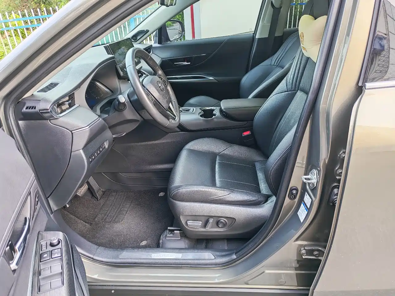 Toyota Lingfang HARRIER 2021 2022 Hybrid 2.5L CVT 4WD Flagship Edition