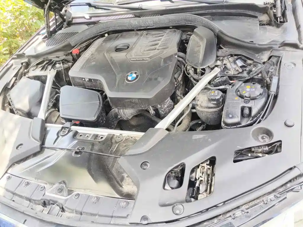 BMW 5 Series, миниатюра 9