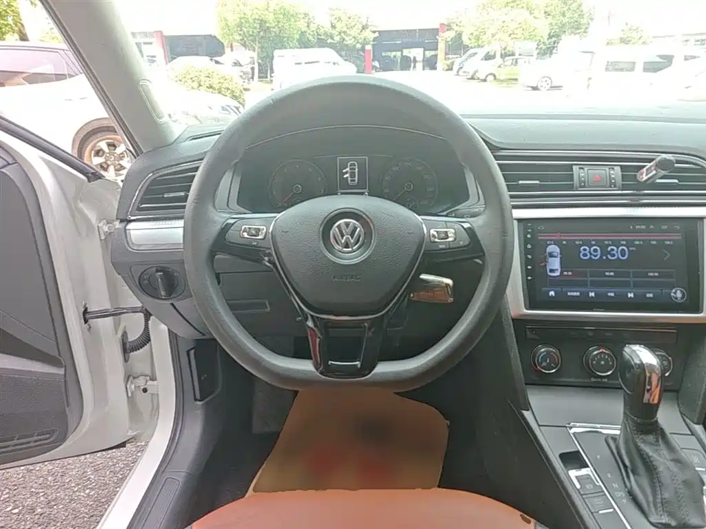 Volkswagen Lamando 2021 230TSI DSG Fashion Edition фото 11