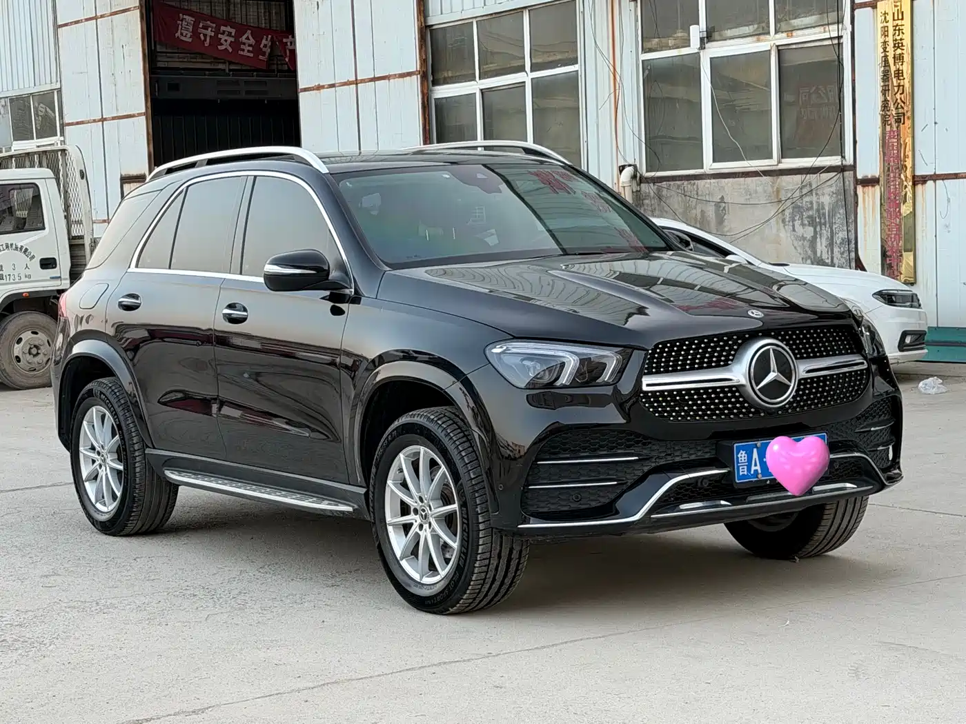 MERCEDES-BENZ GLE
