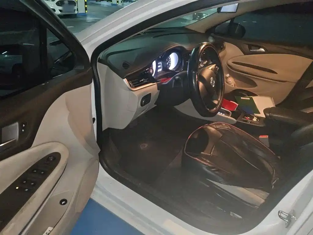 Buick Verano 2017 Sedan 15S Automatic Progressive фото 14