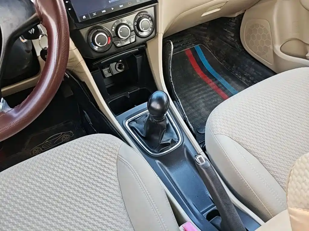 Suzuki Alivio 2016 2015 1.6L Manual Comfort