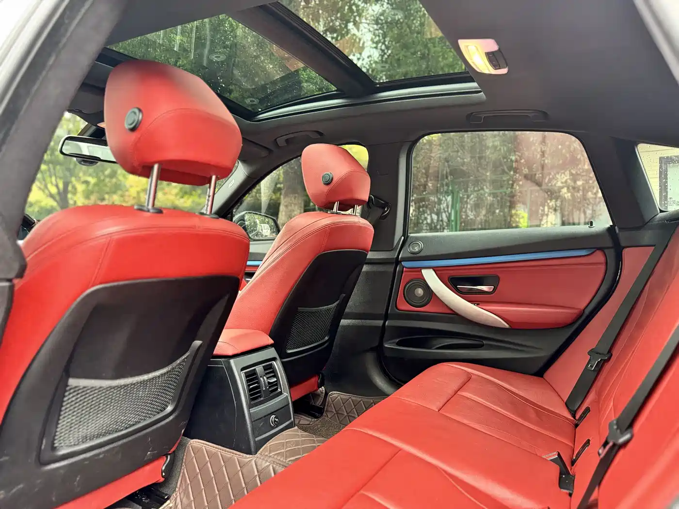 BMW 3 Series GT 2018 330i xDrive M Sport фото 5