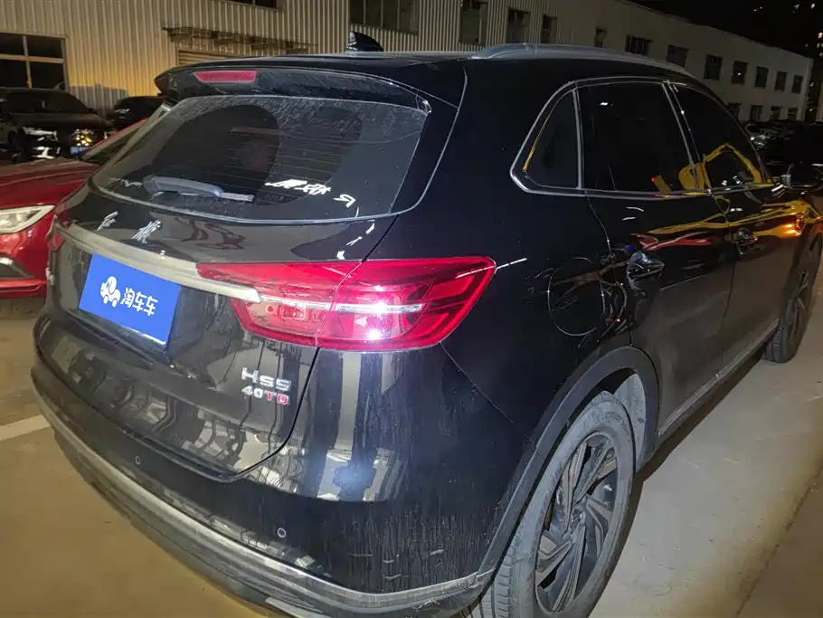 Hongqi HS5 2022 Facelift 2.0T Smart Flag Enjoyment Edition фото 3