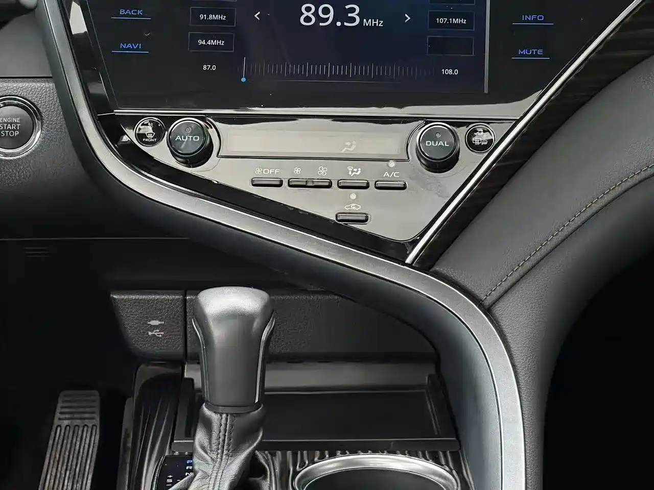 Toyota Camry 2019 2.5G Luxury (China V) фото 11